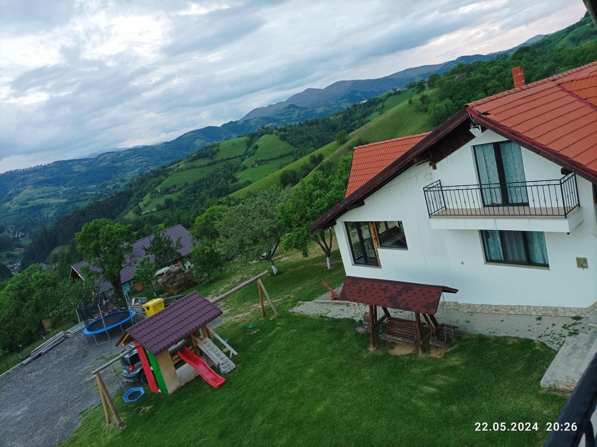 Villa Casa Din Livada, Poiana Marului, Brasov Extérieur photo